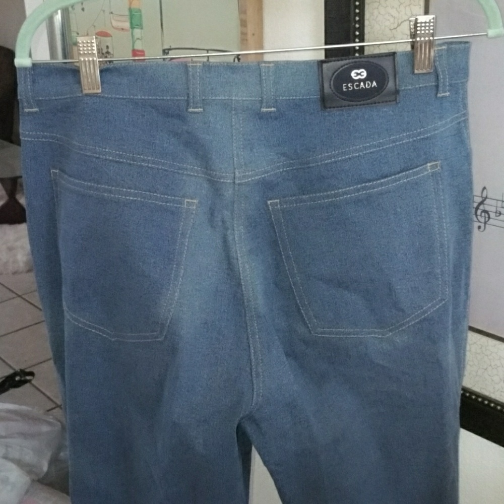 Escada jeans sz 42